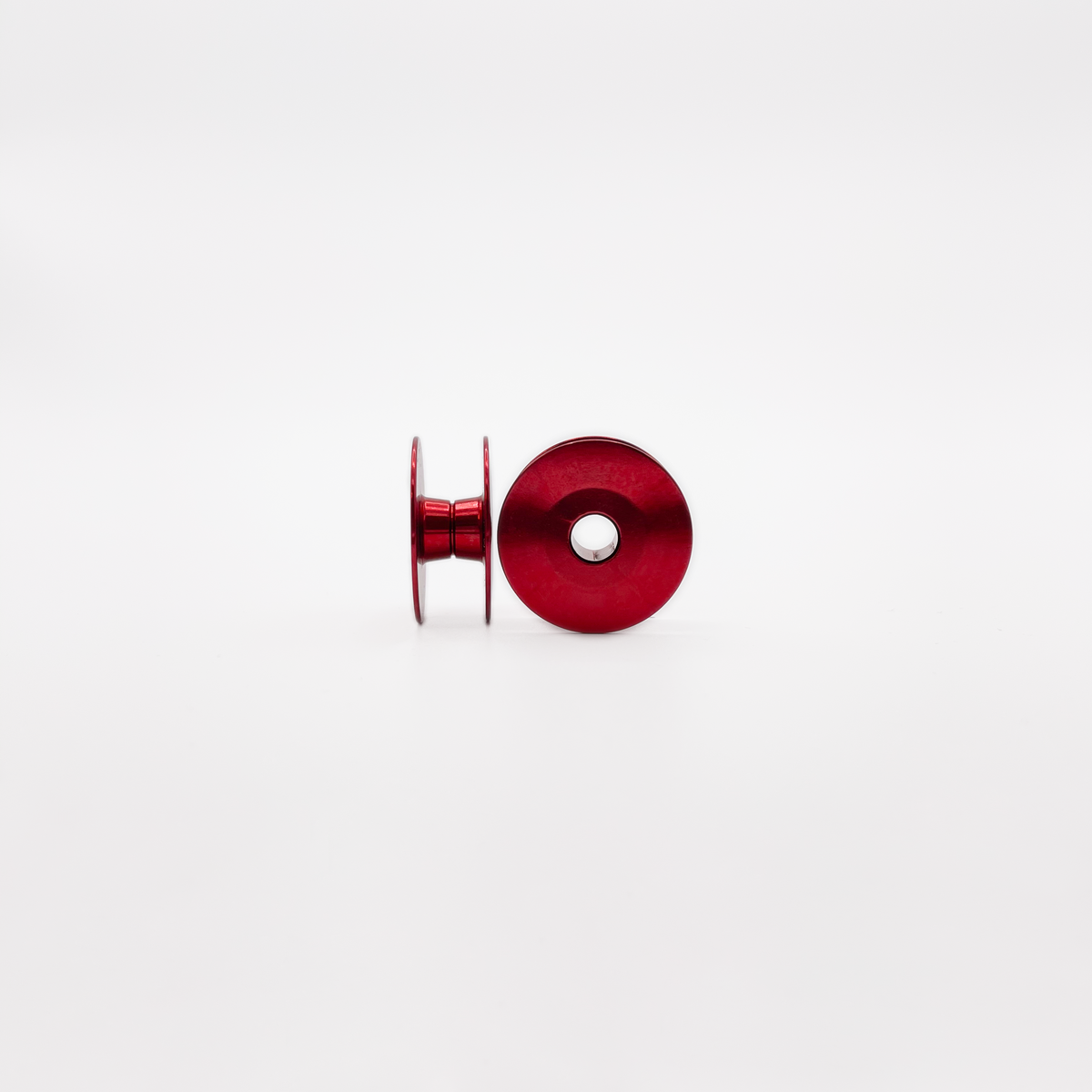 INNOVA Red Bobbin Shells - 10ct