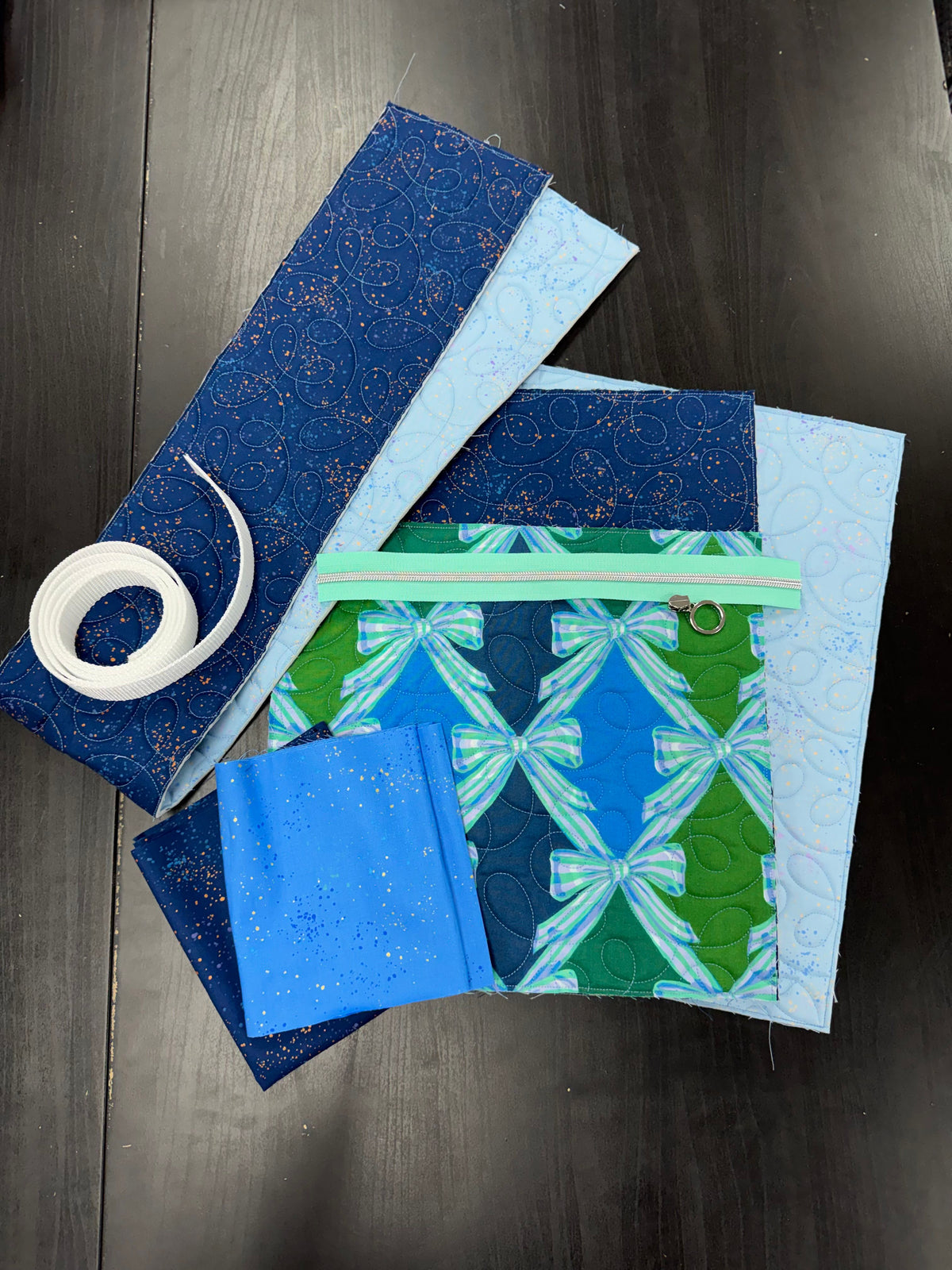 Large Everyday Quilted Tote Kit Bow