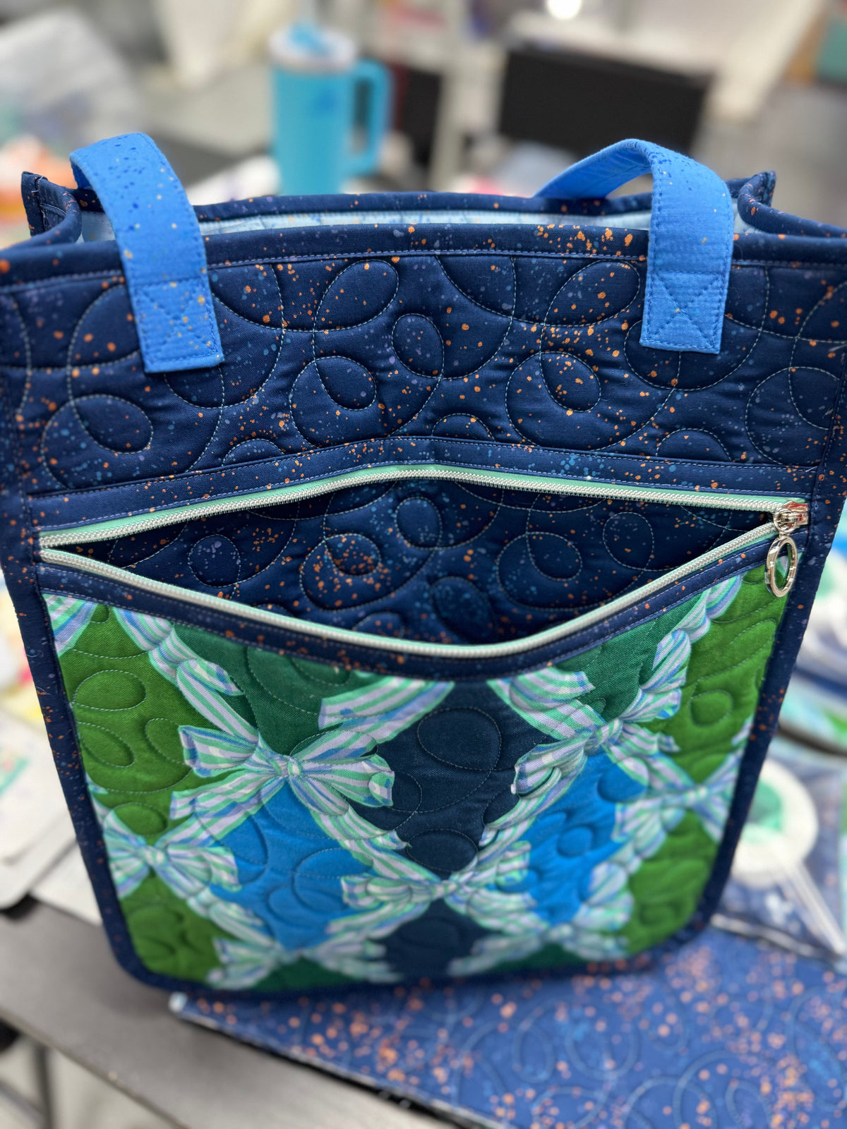Large Everyday Quilted Tote Kit Bow