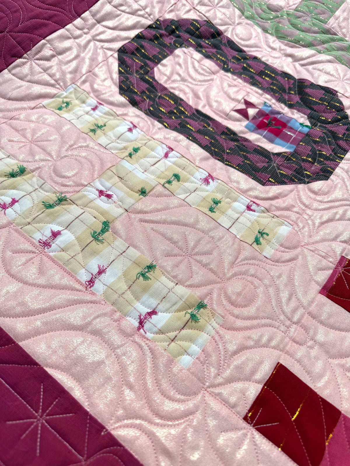 Jollity- Silver Linings Quilt Kit