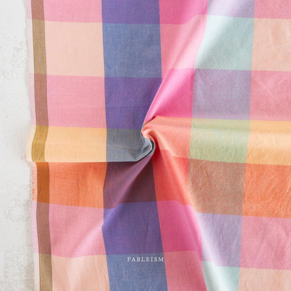 Plaid In Midsommar